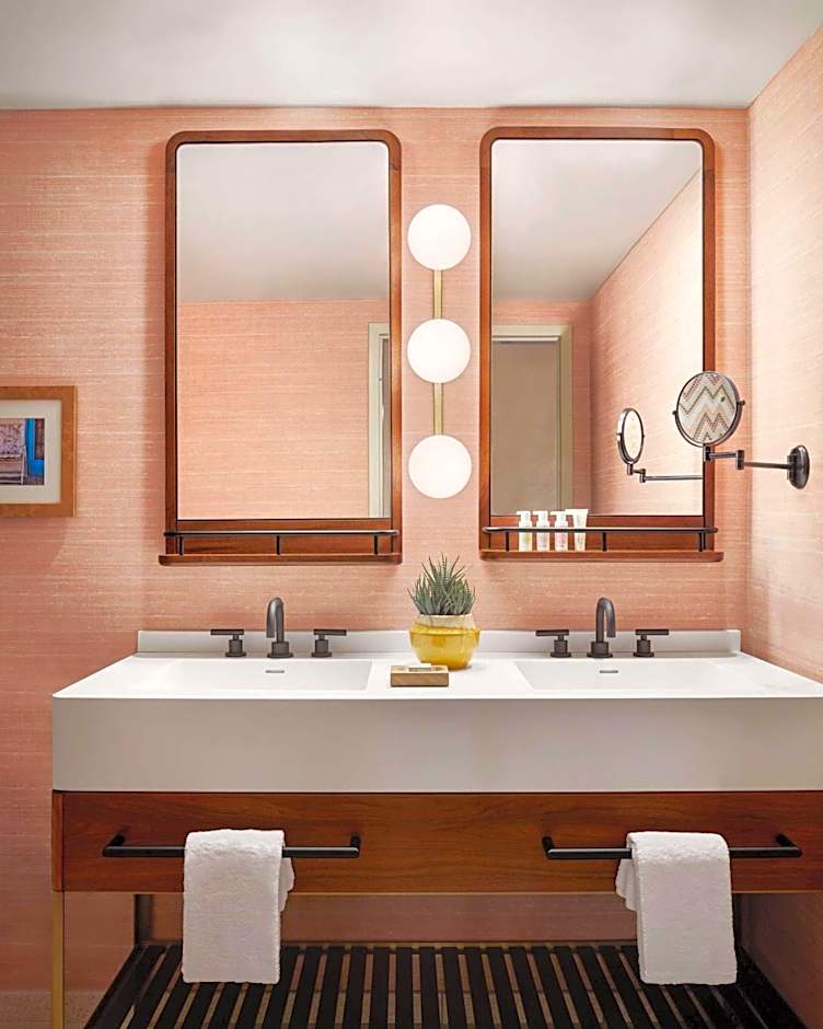 Graduate by Hilton Tucson