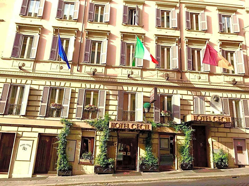 Hotel Cecil
