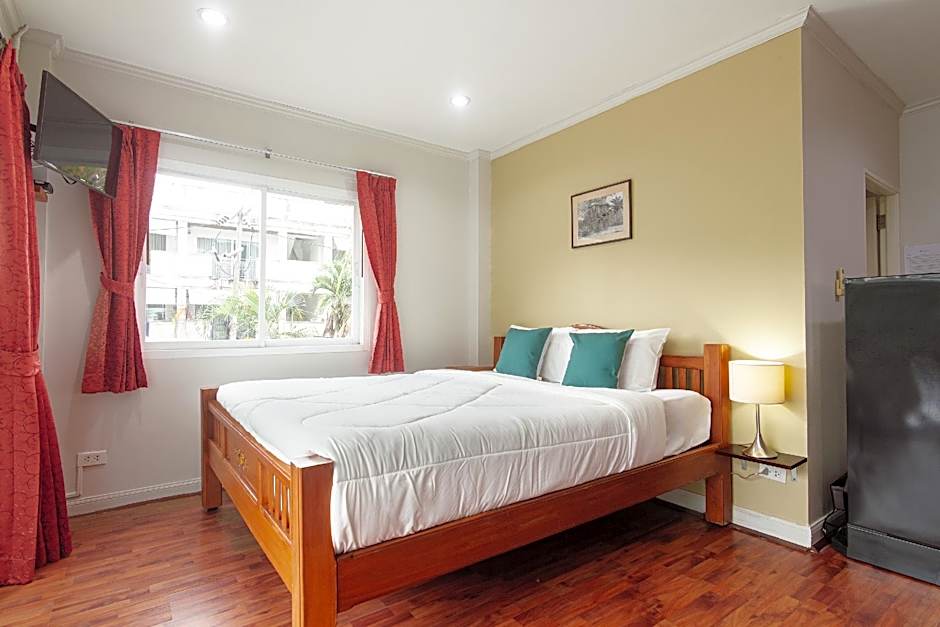 Kamala Beach Residence