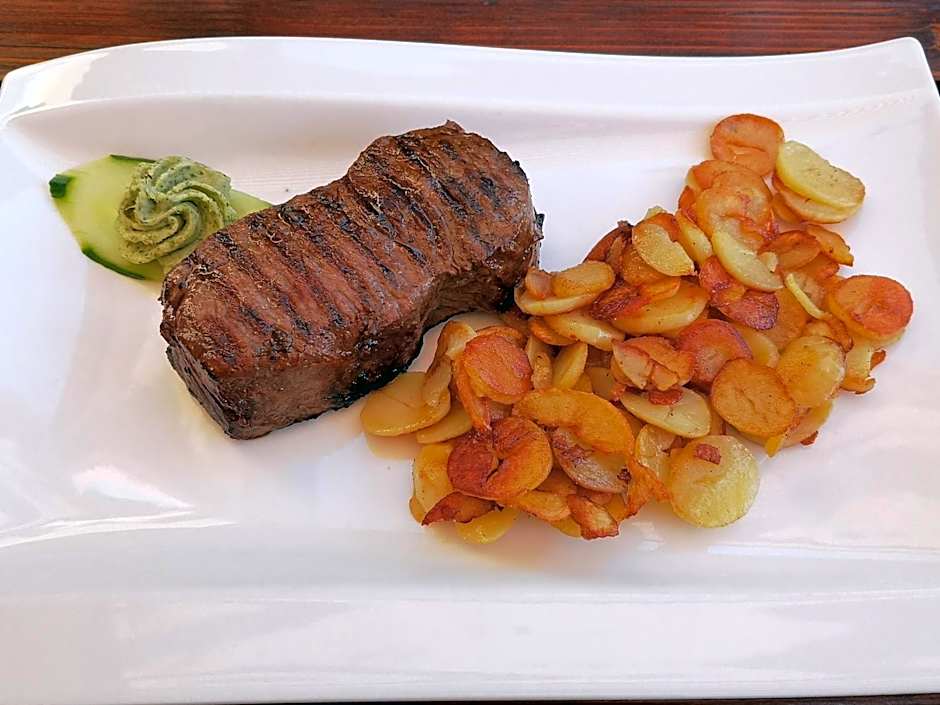 Tuniberg Restaurant Hotel