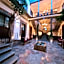 Milo Collection Hotel