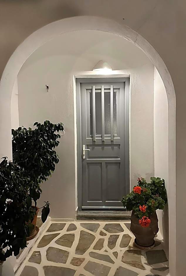 Anixis Studios Aliki Paros