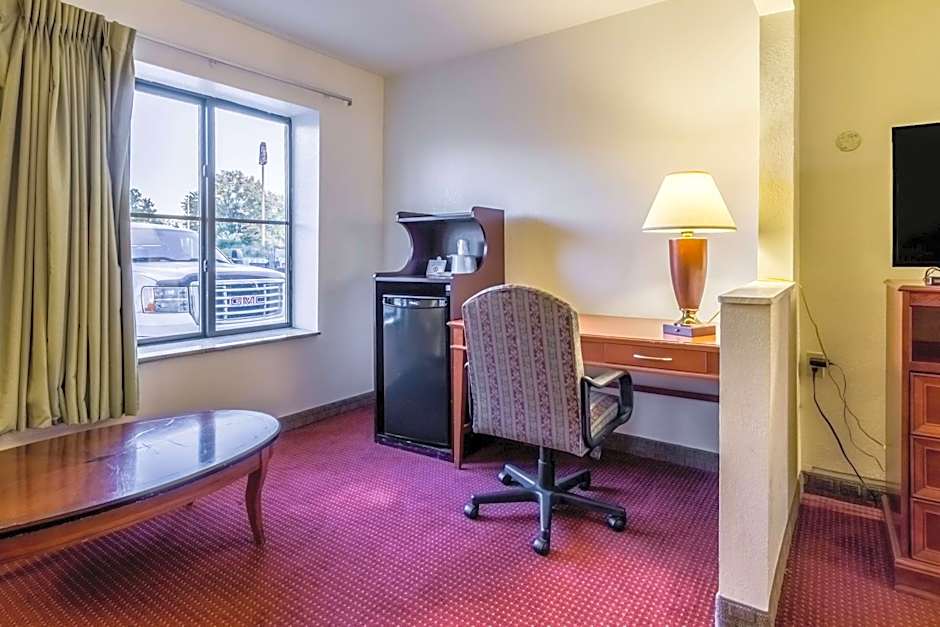 Motel 6-Springfield, OH