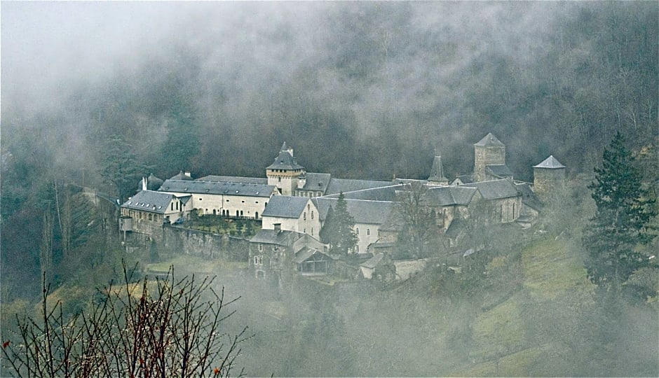 AUX PORTES D'AUBRAC studio 2 personnes