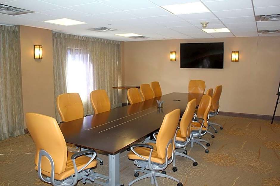 Brandywine Plaza Hotel