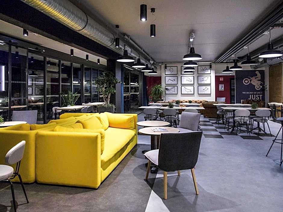 ibis Styles Bale-Mulhouse Aeroport