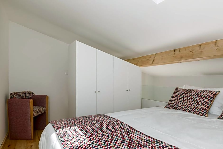 Beco do Paço by Porto Dream Stays