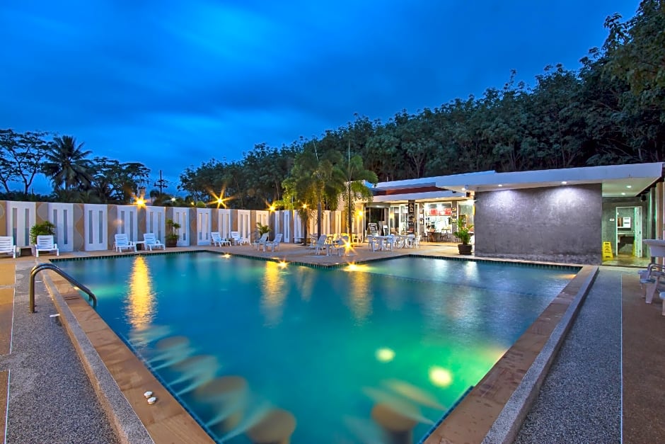 Maikhao Home Garden Bungalow