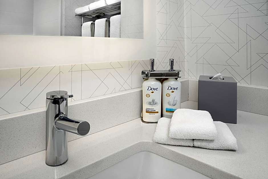 Holiday Inn Express Washington DC-BW Parkway By IHG