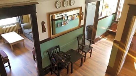 Main St Hostel
