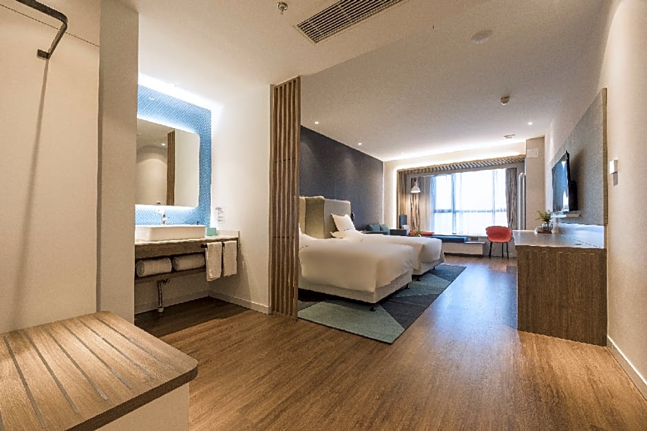 Holiday Inn Express Xian West By IHG