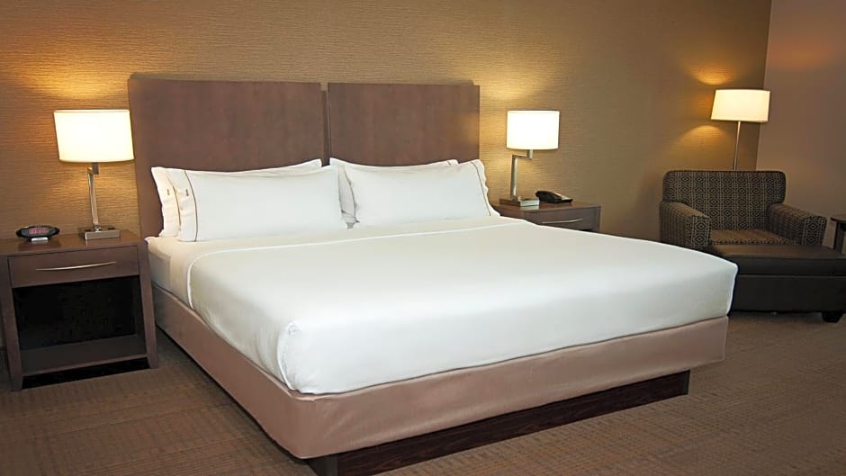 Holiday Inn Express Hotel & Suites Wichita Northeast, an IHG Hotel