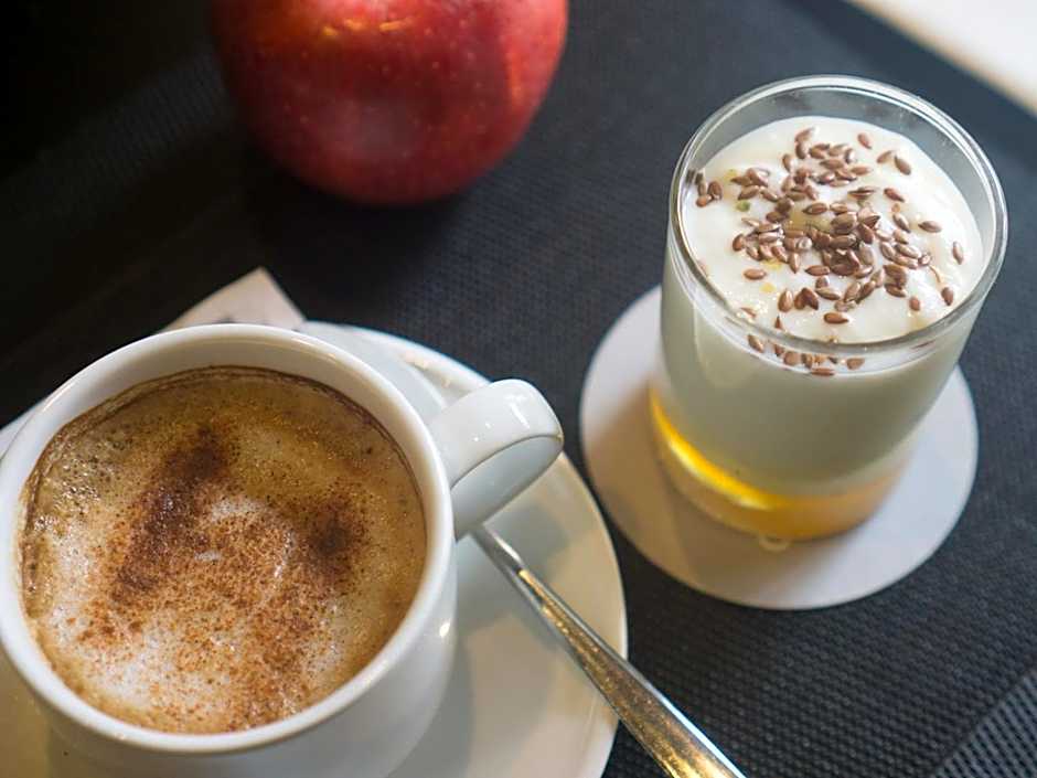 Carris Cardenal Quevedo