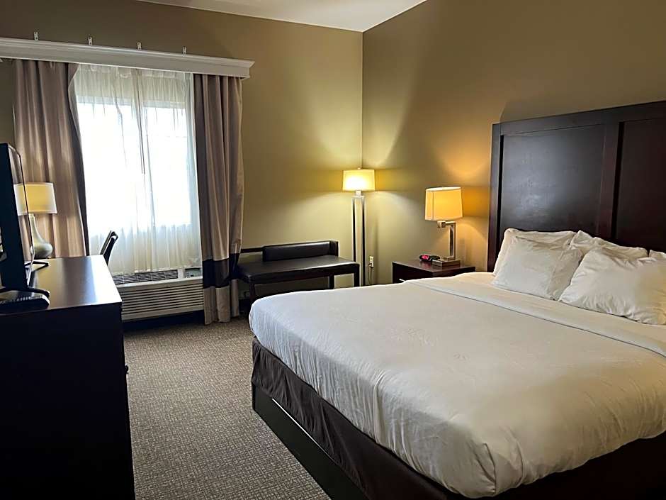 Days Inn & Suites by Wyndham Manheim Lebanon