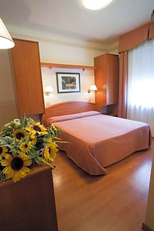 Economy Double or Twin Room