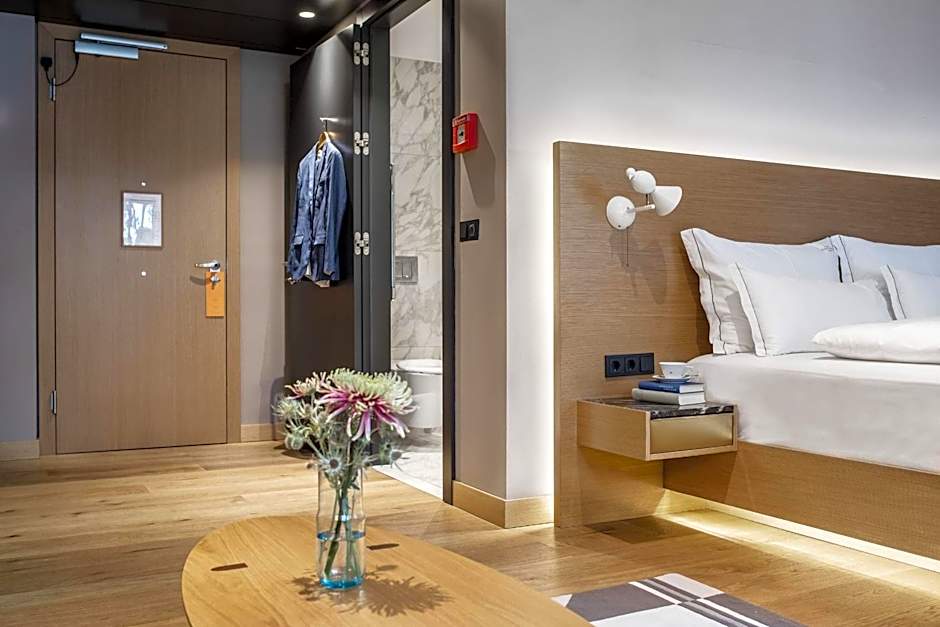 Photo 1 of 10 of Deluxe, Accessible, 1st Floor