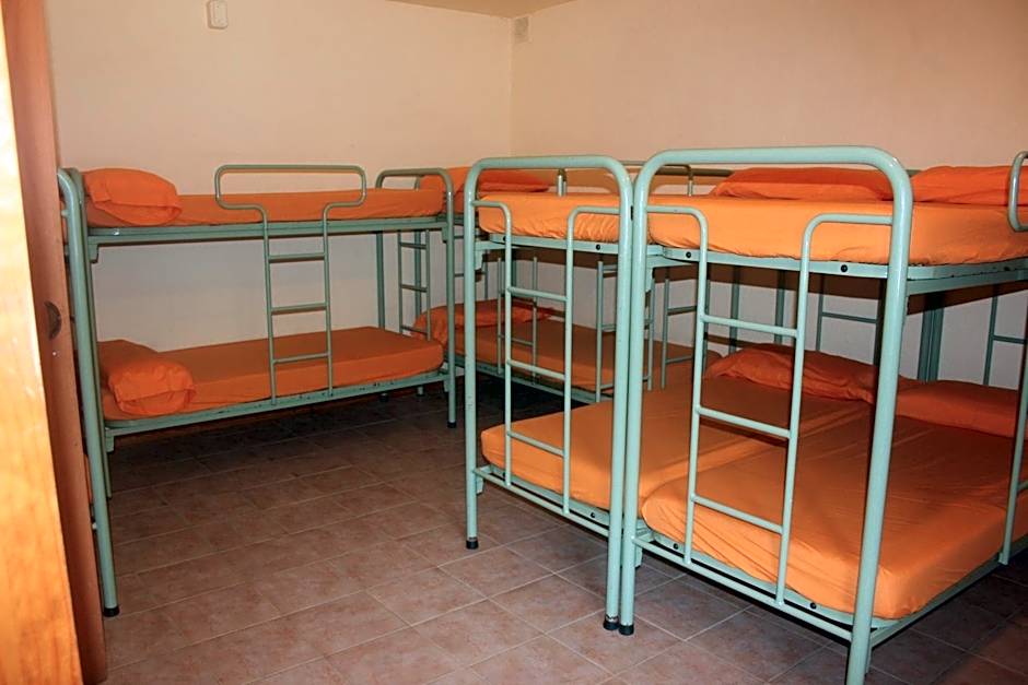 Alberg-Casa De Colònies Ridolaina