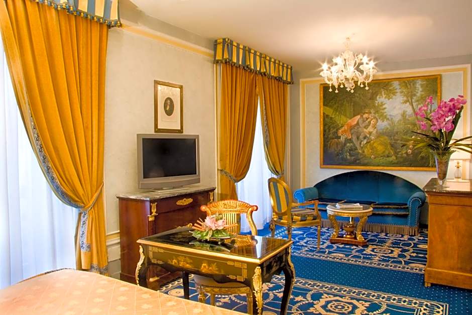 Photo 1 of 4 of Junior Suite, Lake View