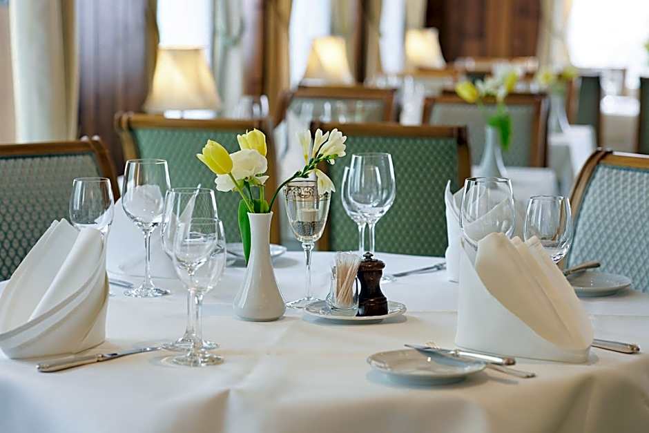 Hotel & Spezialitätenrestaurant zur Linde