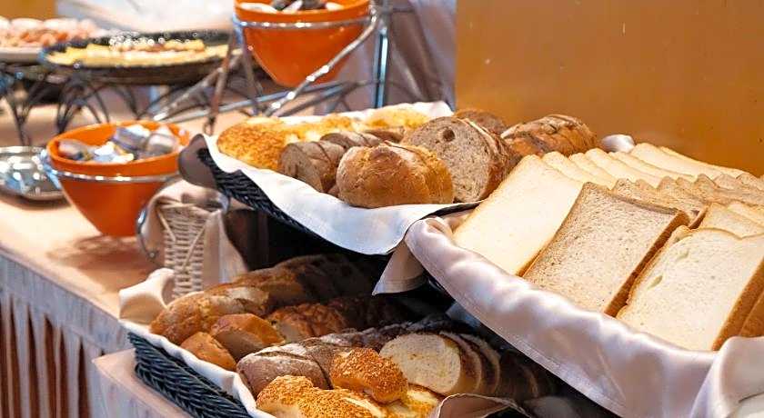 CHECK inn Select Taichung Dadun