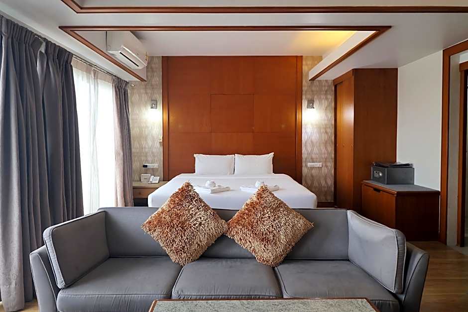 Nonthaburi Palace Hotel