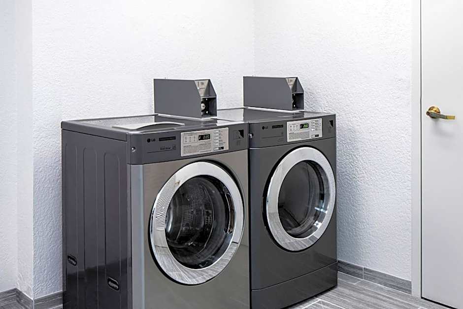 SpringHill Suites by Marriott Houston Hobby Airport