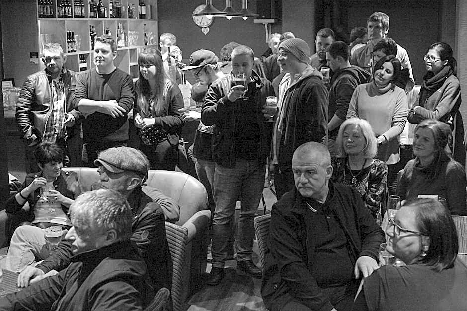 Ty Glyndwr Bunkhouse, Bar and cafe