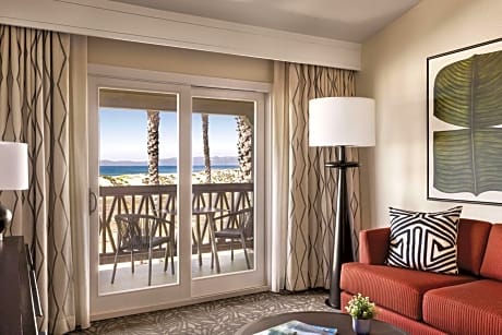 King Suite with Ocean View - Non-Smoking