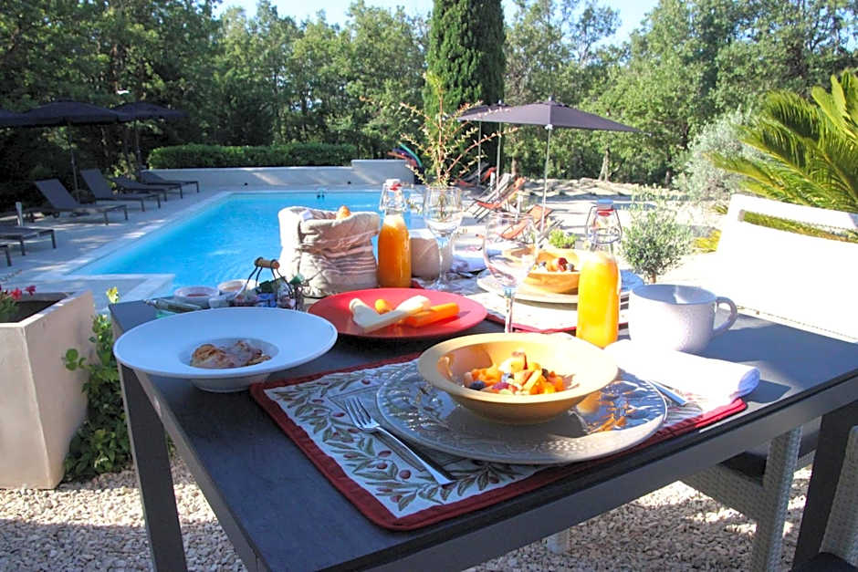 Le Hameau Fleur de Pierres , Chambre , Gite et Table d'Hôtes