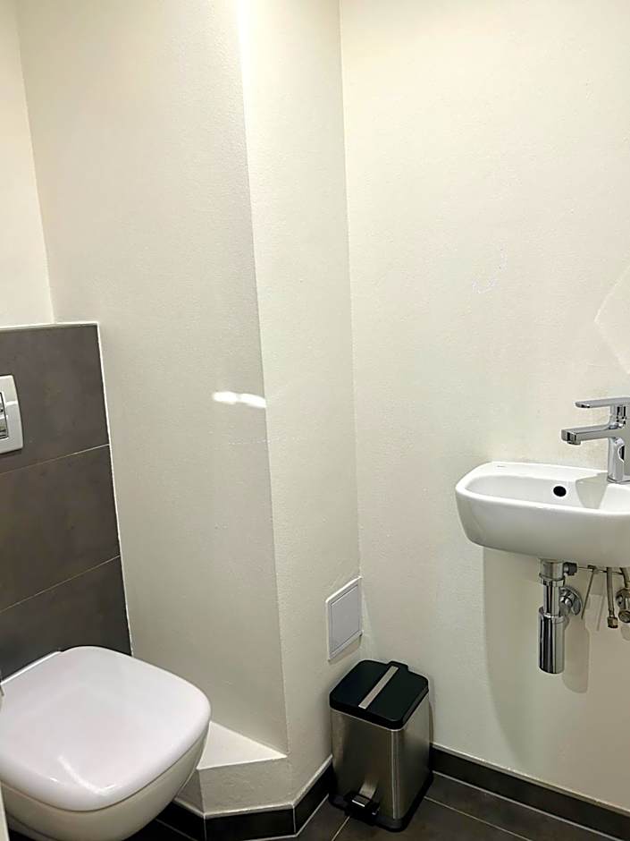 U Stare Pani - At the Old Lady Hotel