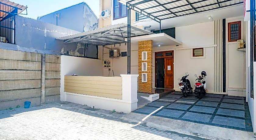 RedDoorz near Majapahit Semarang