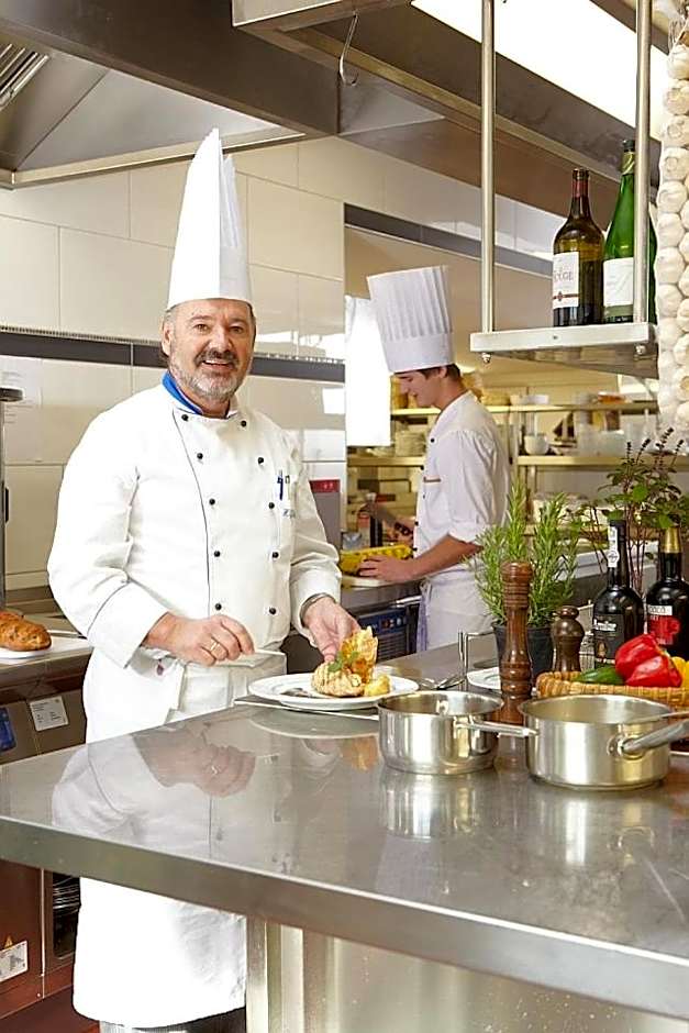 Hotel Zum weißen Stein