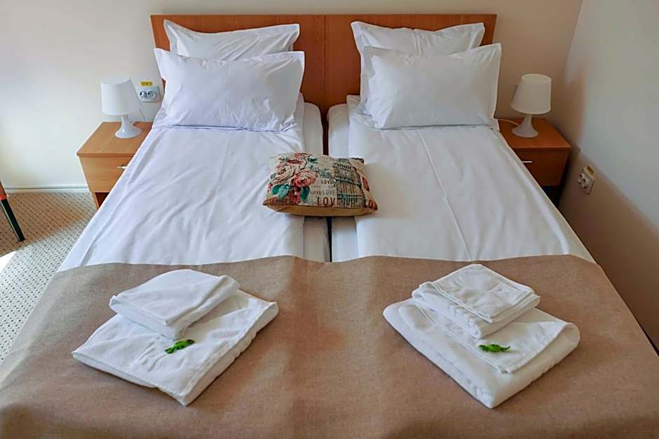 Bucharest Downtown Inn