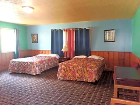 Double Room with Private Bathroom - Smoking