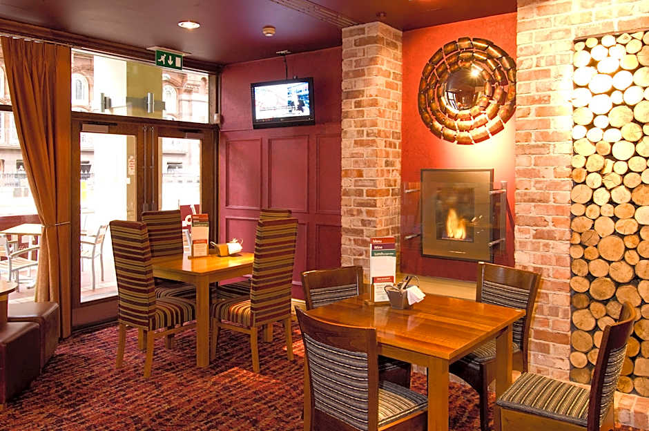 Premier Inn Manchester Central