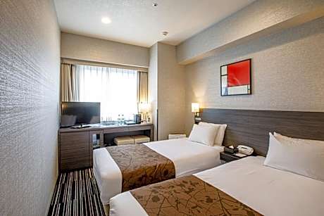 Twin Room - Non-Smoking