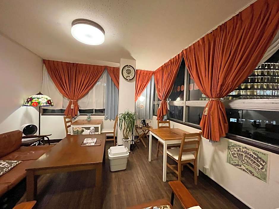 Almas Guest House