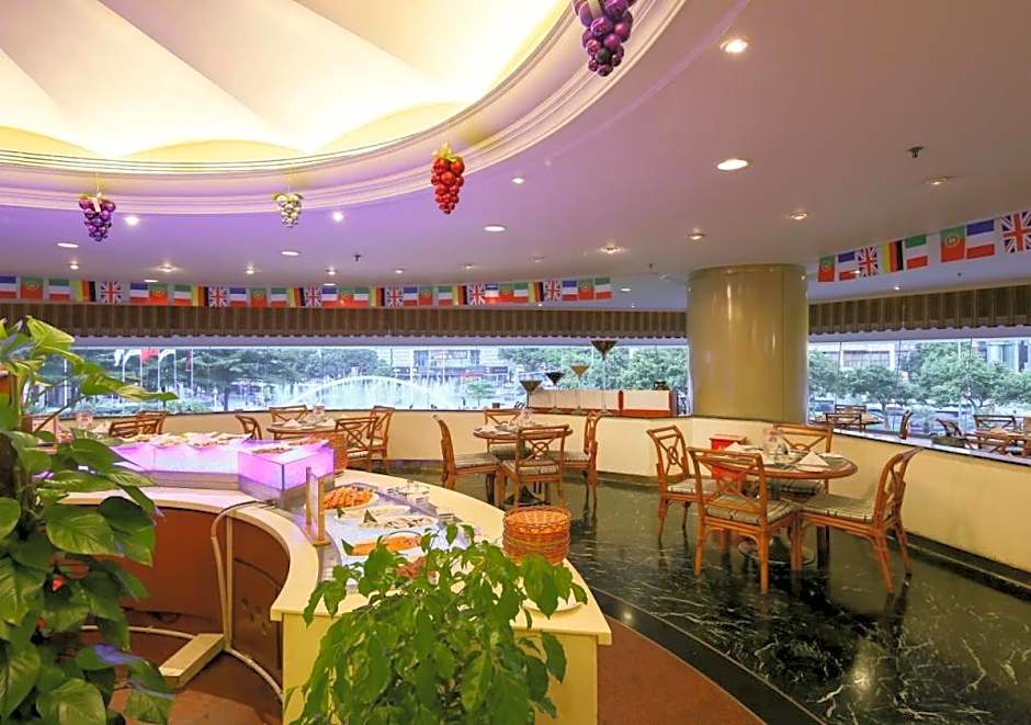 Sunshine Hotel