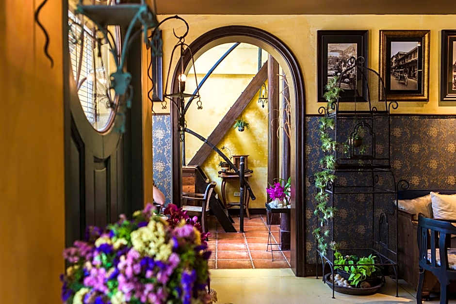 Old Capital Bike Inn - SHA Certified