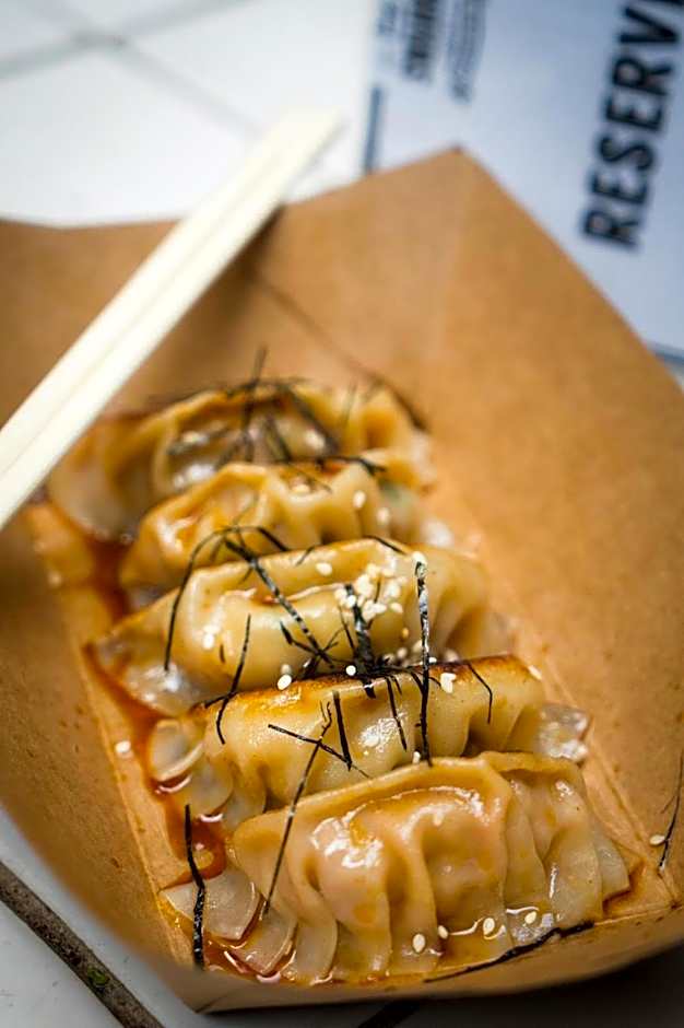 Stay Swanky Bed & Breakfast