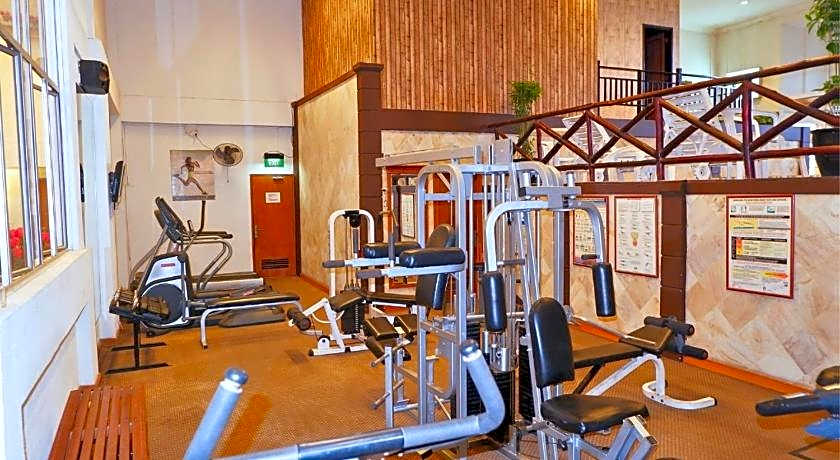 Harmoni Suites Hotel