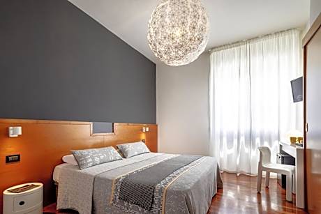 Euro Hotel