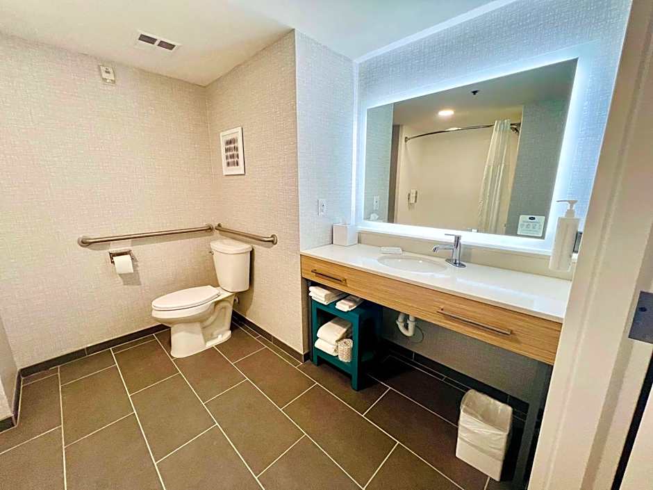 Hampton Inn By Hilton Stony Creek, Va