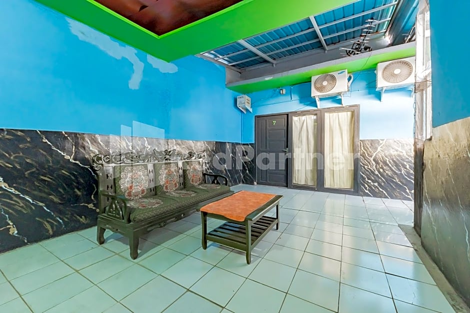 Ana Guest House Syariah Mitra RedDoorz
