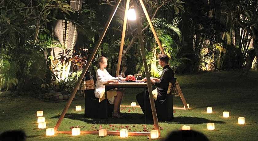 The Wolas Villas
