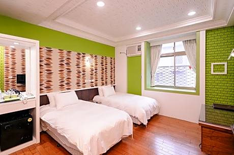 Deluxe Twin Room