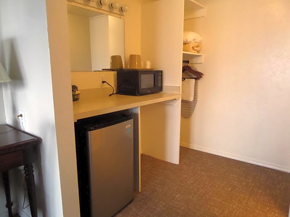 Americas Best Value Inn Polson