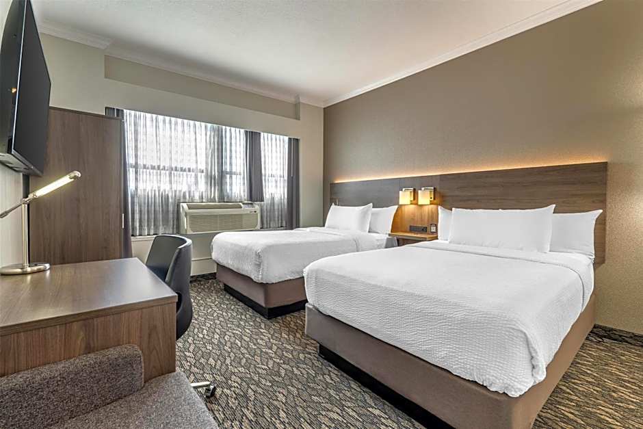 Best Western Plus Carlton Plaza Hotel