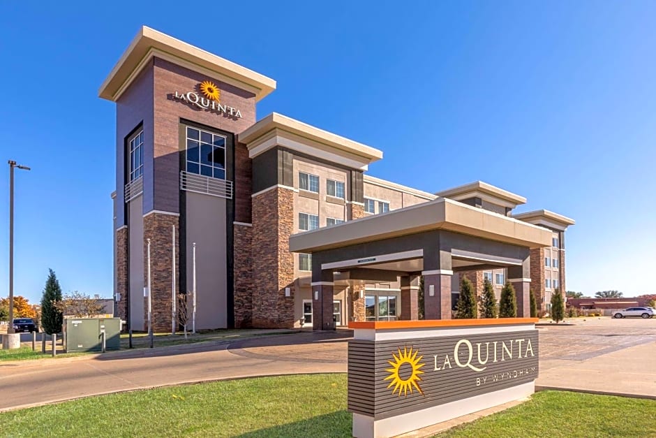 La Quinta Inn & Suites by Wyndham Wichita Falls - Msu Area