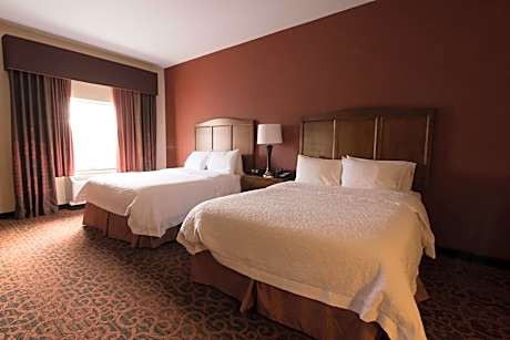 Room with Two Queen Beds - Non-Smoking